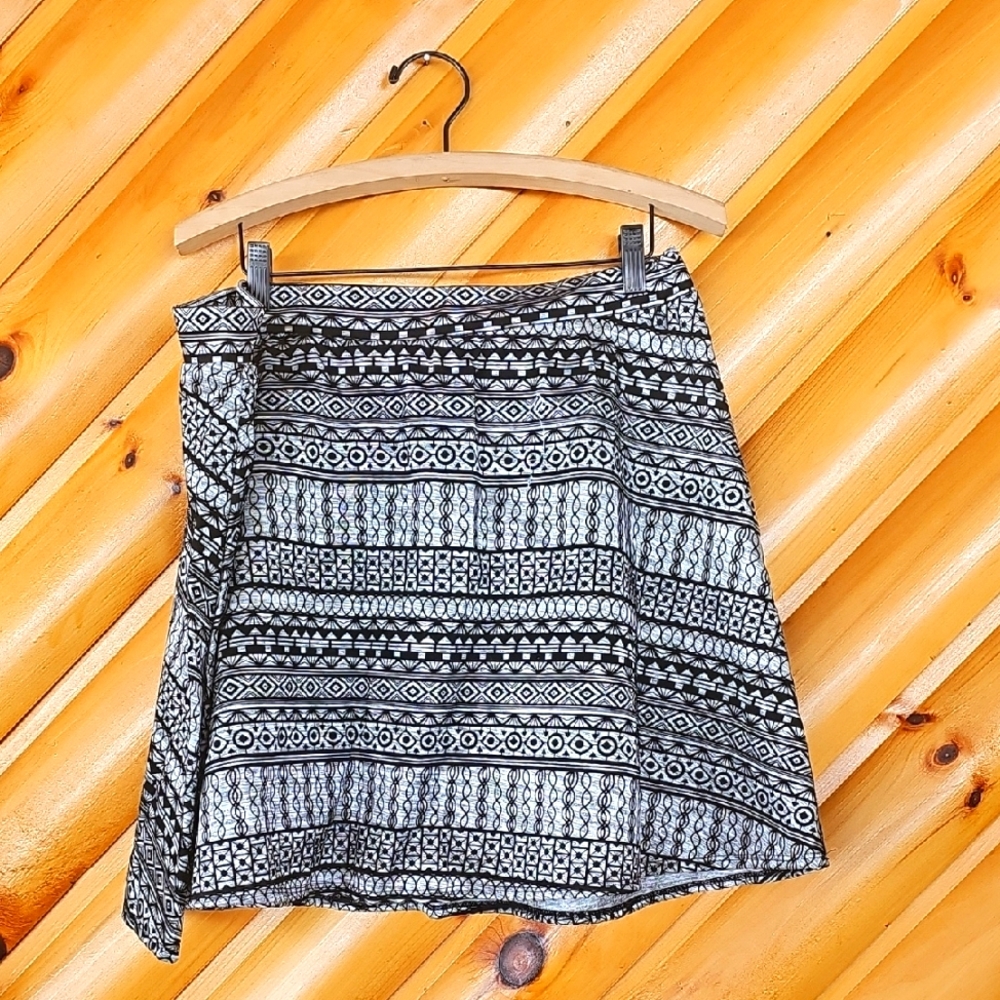 Joe Benbasset Patterned Skirt